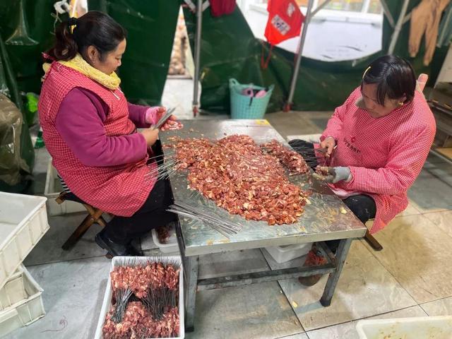 烧烤出圈后，淄博应考的破与立