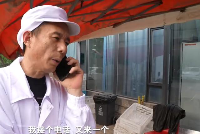 淄博烧烤“火出圈”，老板暴瘦20斤，被拐儿童家人赴现场扩散信息