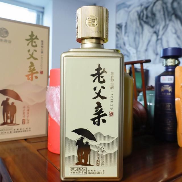 浙江7人高铁到淄博，点烧烤点美酒都遭老板“拒绝”，结局太尴尬