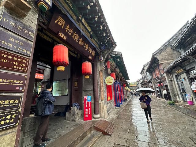 他们的故事｜半年后再看淄博：网红烧烤仍火爆、文旅业恢复平静